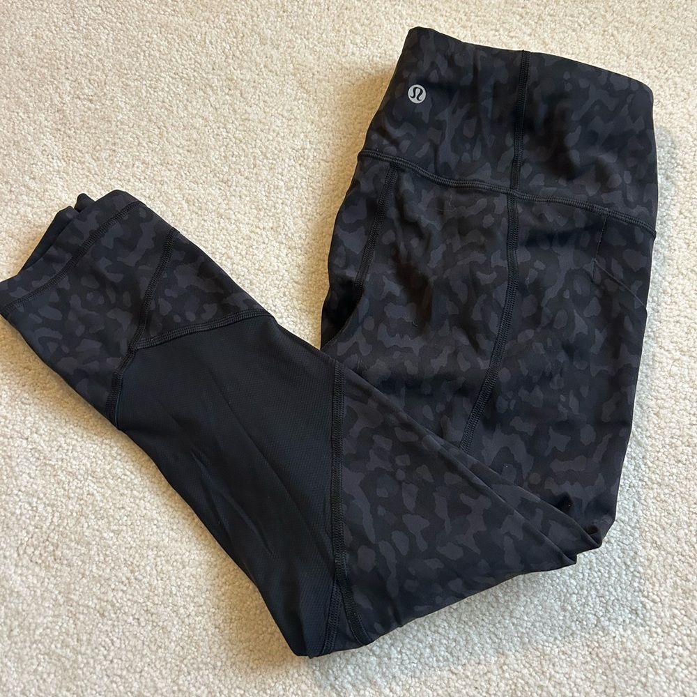 Lululemon Pace Rival Black Patterned Leggings - image 1